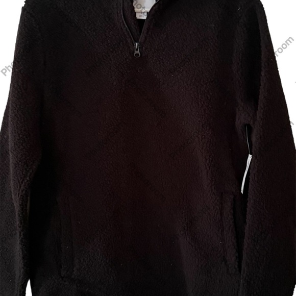 Old Navy Black Sherpa Quarter-Zip Pullover - Picture 5 of 5